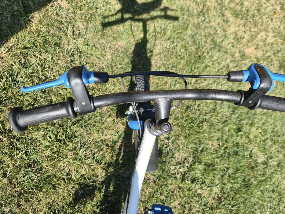 Vând bicicletă 16"
