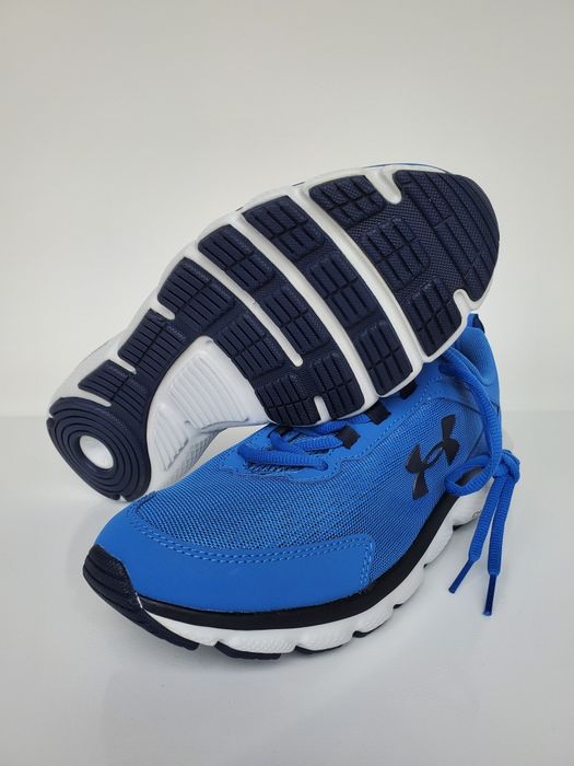 Кроссовки Under Armour Charged Assert 9