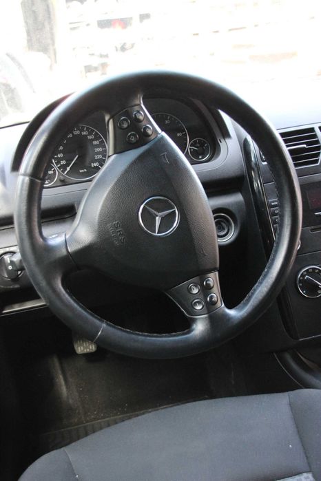 Мерцедес Бенц А класа  W169 –  само за част