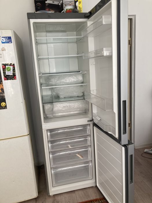Продам холодильник