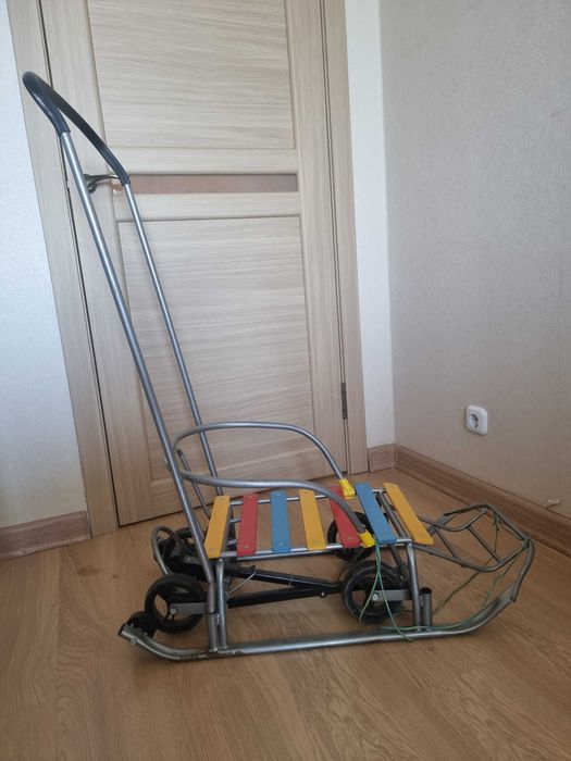 Санки детские на колёсах