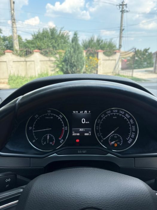 2018 Skoda Superb Business
