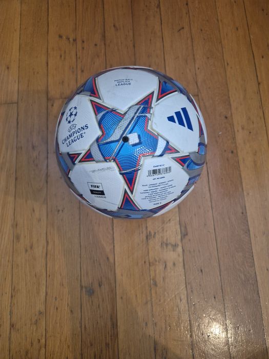 Minge footbal UEFA Champions league