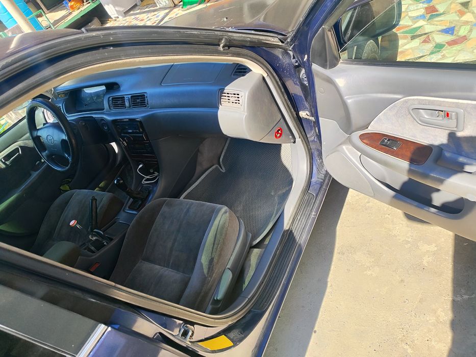 Продается Камри 20