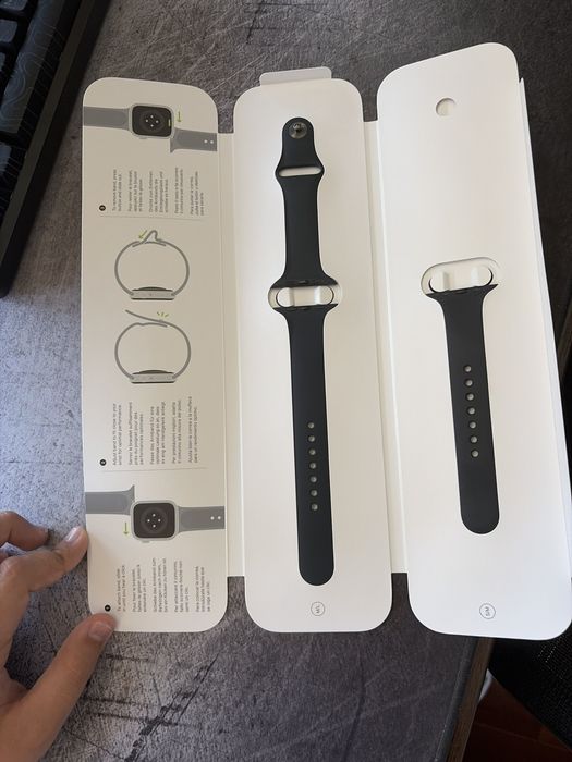 Продаю Apple WATCH Series 7 Midnight БУ