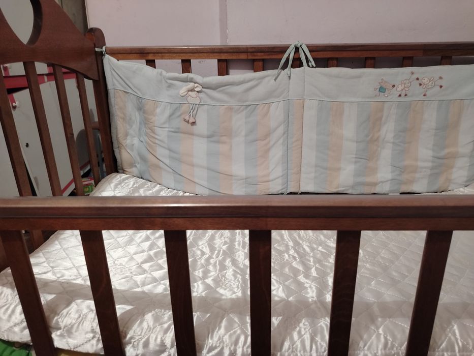 Срочно продаю детский деревянный манеж!!!