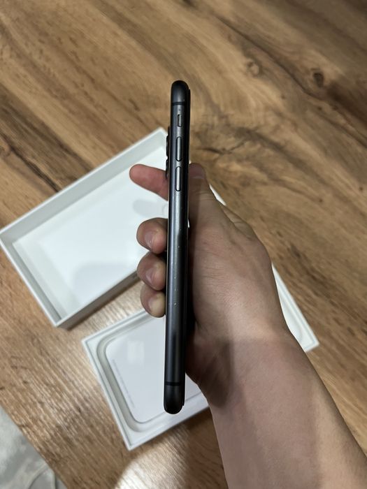 !Phone 11 в хорошем состояний