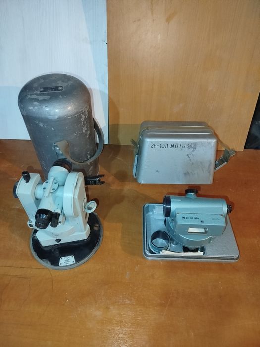 Теодолит и нивилир