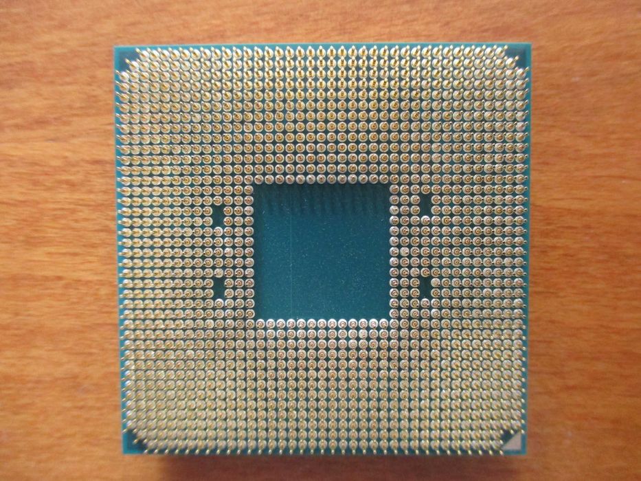 Процесор AMD Ryzen 7 3800x, сокет AM4, TDP 105W