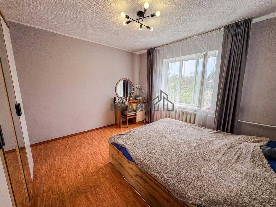ПРОДАМ 5 ком. дом Заря (Артем ПРАЙМ)
