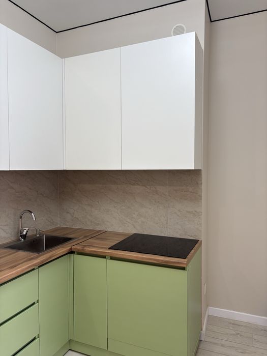 Продается новый кухонный гарнитур