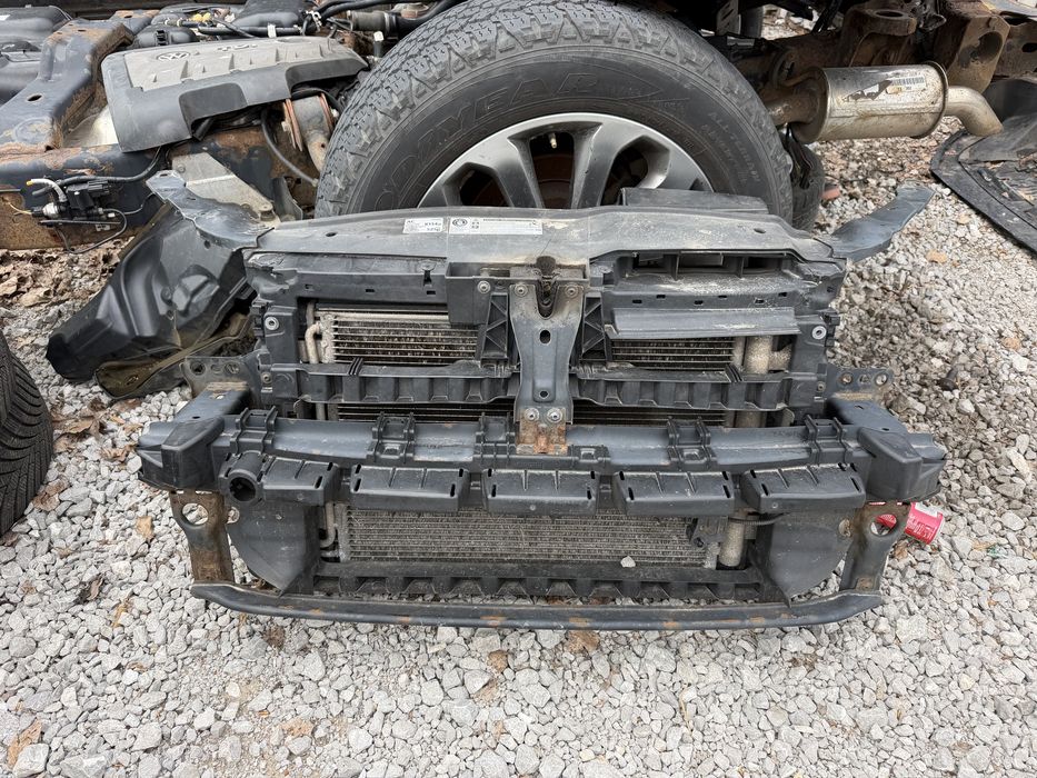 Маска с радиатори перка и греда Volkswagen Golf 6 2.0tdi