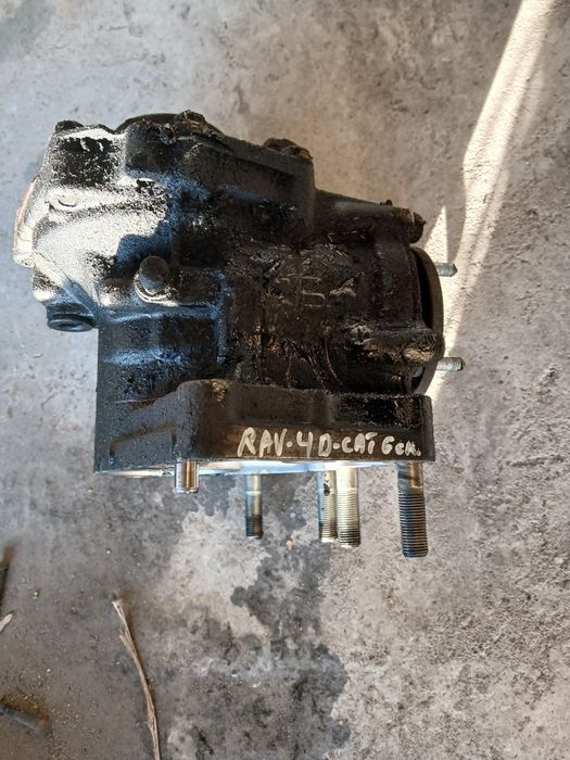 Раздатка Toyota Rav4 2010