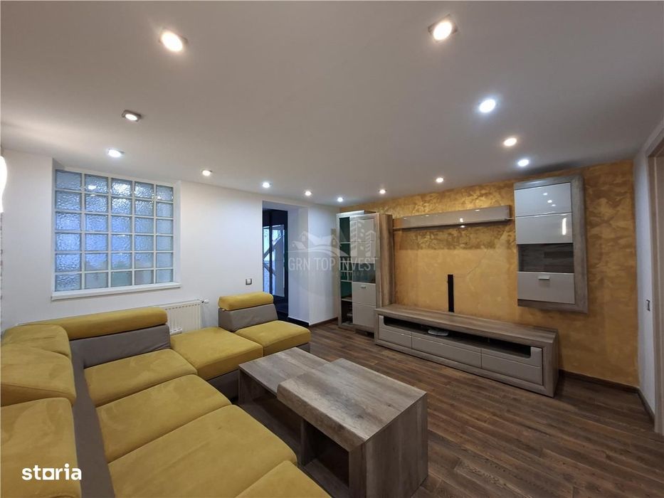 Casa Individuala 6 camere garaj 650 mp Teren zona Piata Cluj