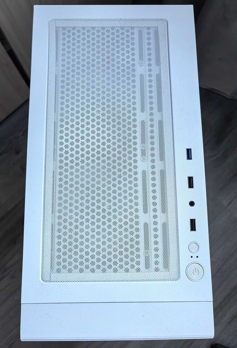 Гейм Ryzen Ryzen 5 5600, RX 570 8GB, 16GB DDR4, 120Gb SSD, 500GB HDD