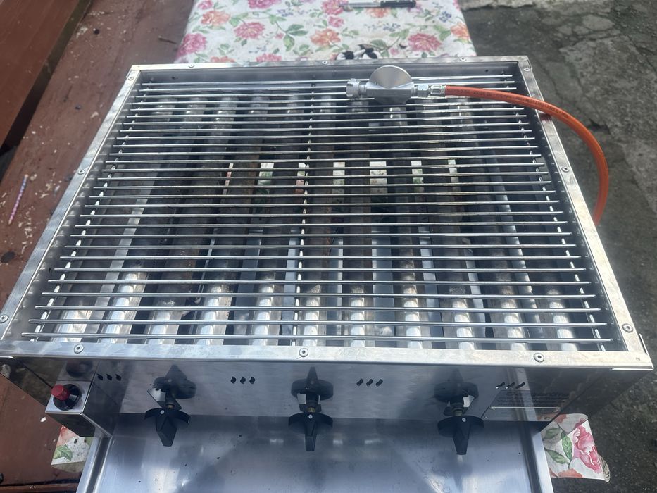 Gratar din inox gosgerate pe gaz butan