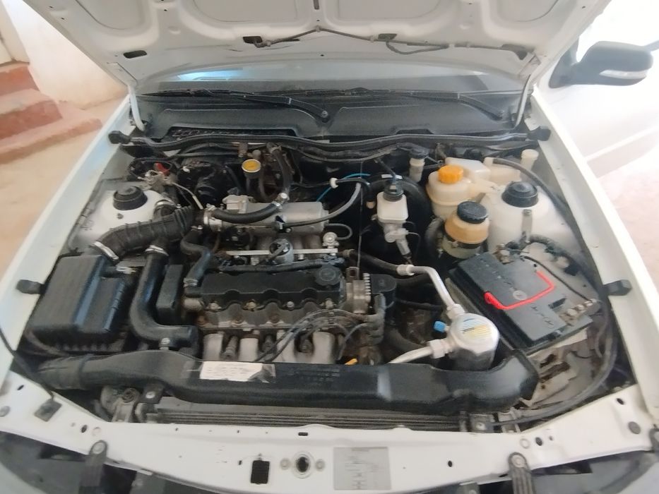 Машина сотилади нексия