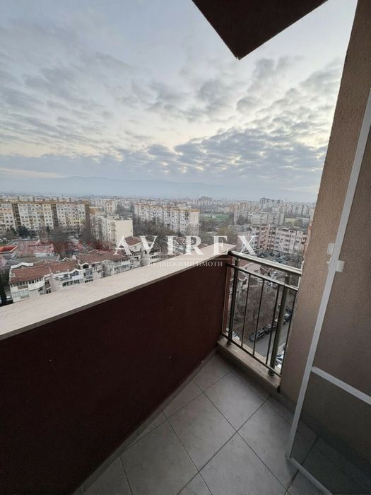 Продава се Двустаен апартамент в Пловдив, Тракия - 64 кв.м за 1036 €/кв.м - Снимка #1