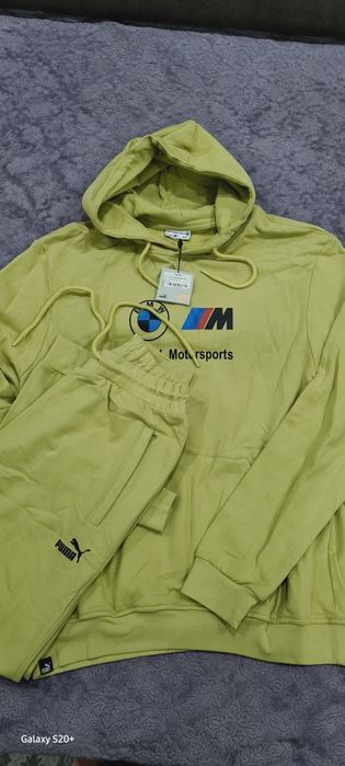 Спортивные костюмы