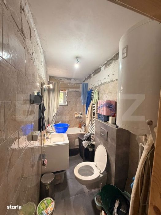Casa de vanzare, 160 mp utili, teren 1820 mp, zona Bunesti