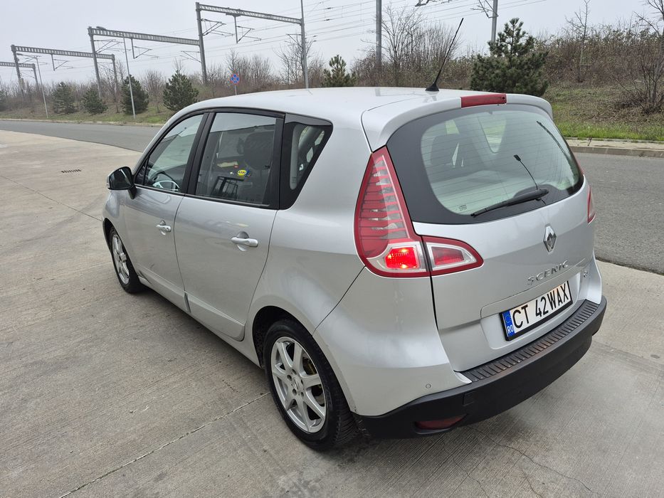 Inchirieri /Inchiriez auto/ rent a car/Food Delivery/ Uz personal