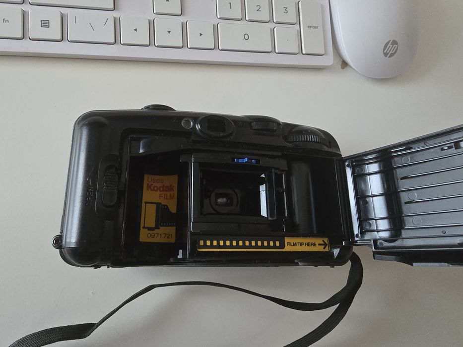 Фотоаппарат плёночный мыльница Kodak KB 10