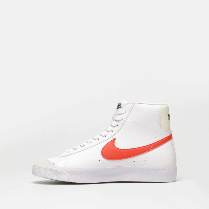 NIKE Blazer MID '77
