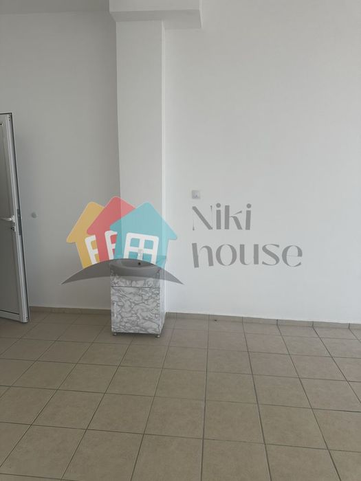 Дава се под наем Офис в Варна, Владислав Варненчик - 55 кв.м за 510 € - Снимка #2