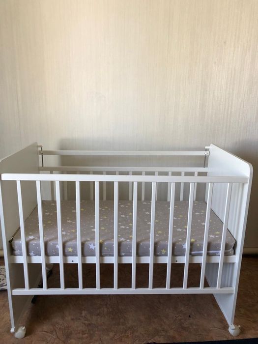 Продам манеж детскую