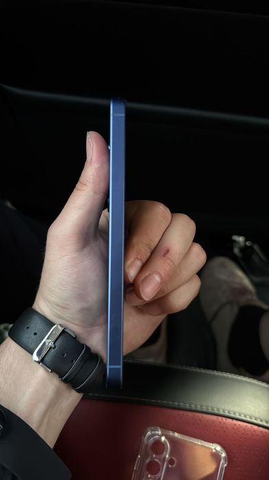 Samsung s25, синего цвета