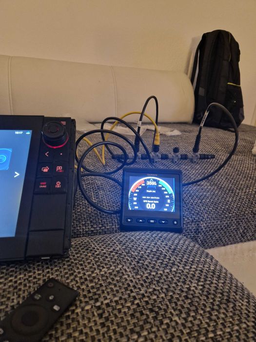 GARMIN GMI 20 display multifunctional