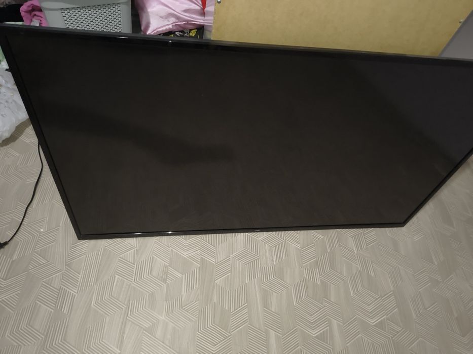 Телевизор 49 инча