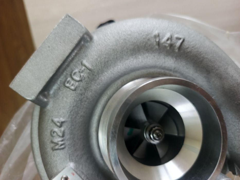 Турбокомпрессор на двигатель Perkins