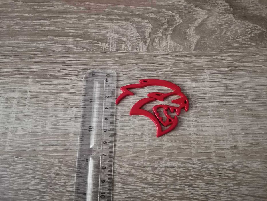 Hellcat лого червена емблема дясна