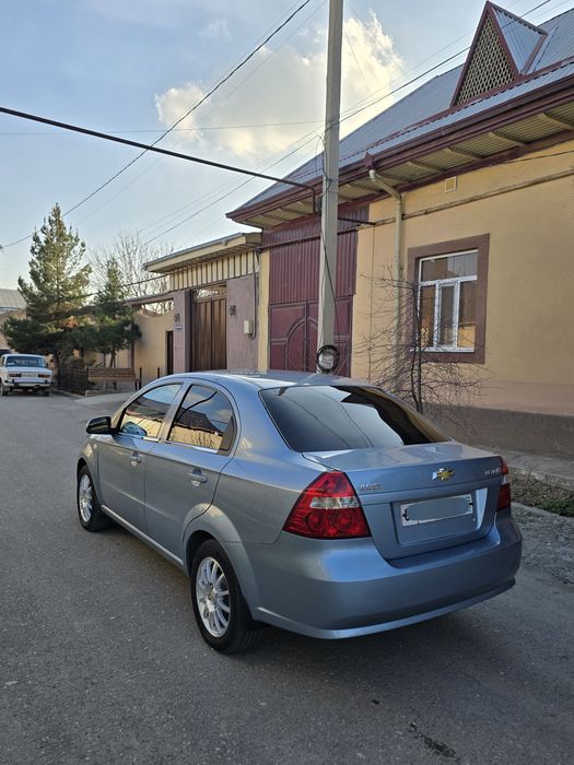 Nexia 3 sotiladi 74mln