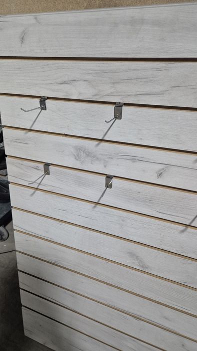 Стойки, стеллажи для аксессуаров. С крючками. Торговое оборудование