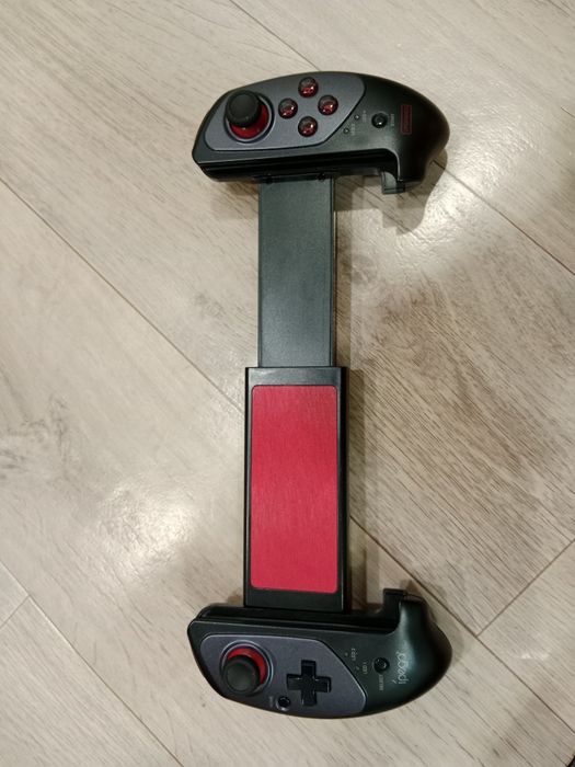 Продам игровой джойстик