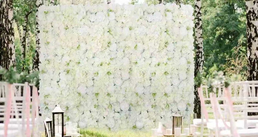 Вземете под наем нашата стена от цветя за снимки по празненства.
