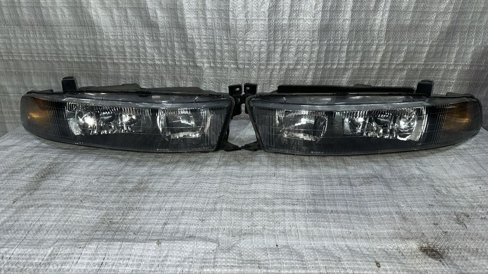 Фары фара Mitsubishi Galant EA7A 1997-03 год, оригинал из Японии
