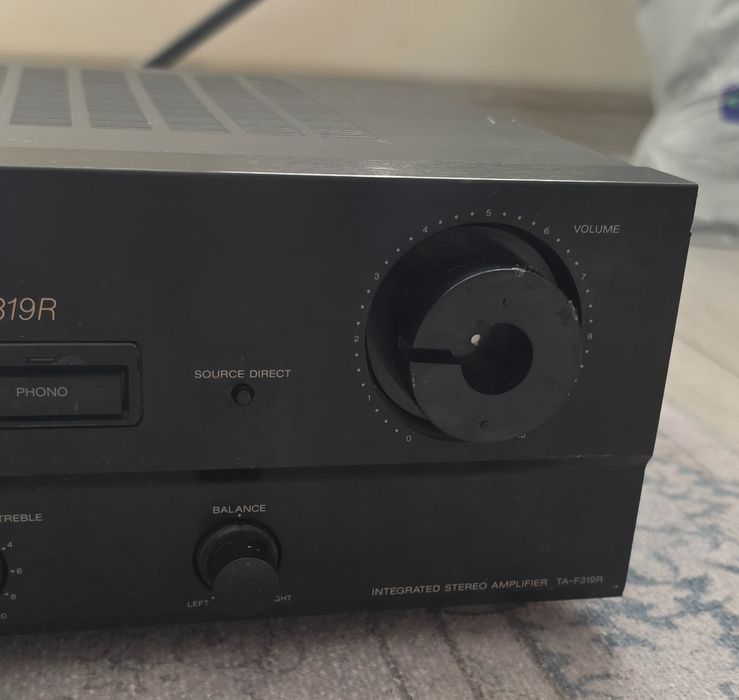 Интегриран стерио усилвател Sony F319R