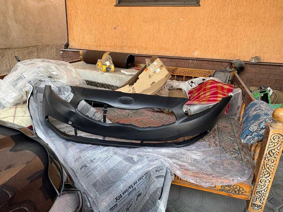 Бампер на kia cerato или kia ceed