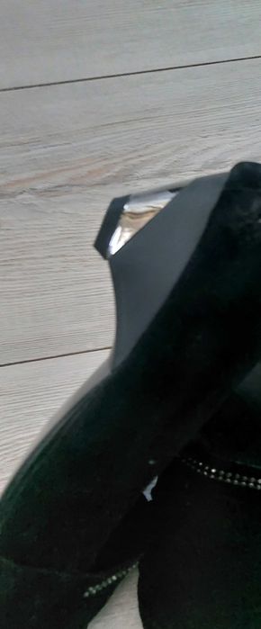 Елегантни обувки, велур