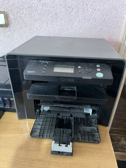 Принтер сорочно сотилади санон 4410 идеални состояно подробно тел