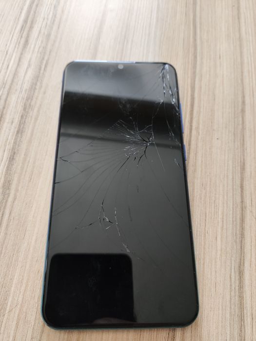 Смартфон Vivo 1820