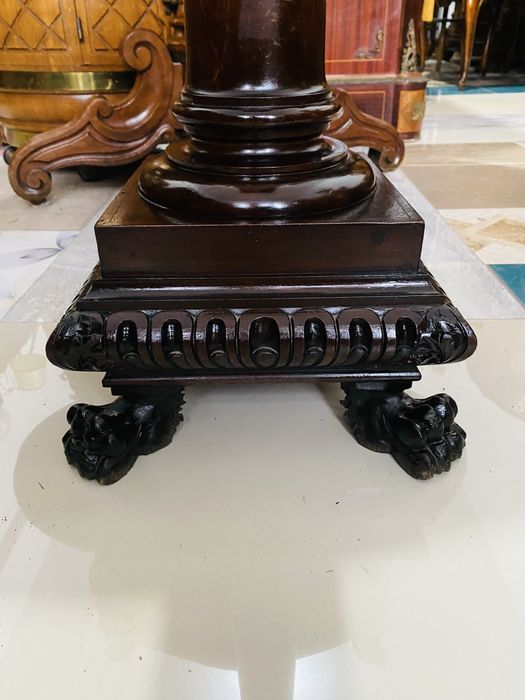 Piedestal Vintage Coloana Suport Lemn Masiv Sculptat Gheare Leu