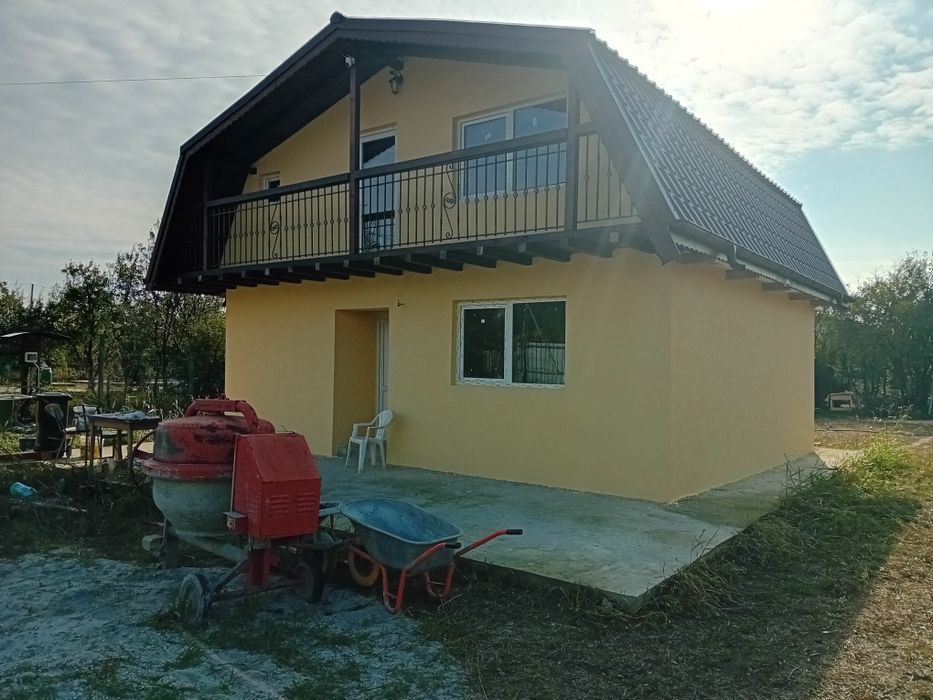 Vând casă apropiere București sau schimb cu apartament în București