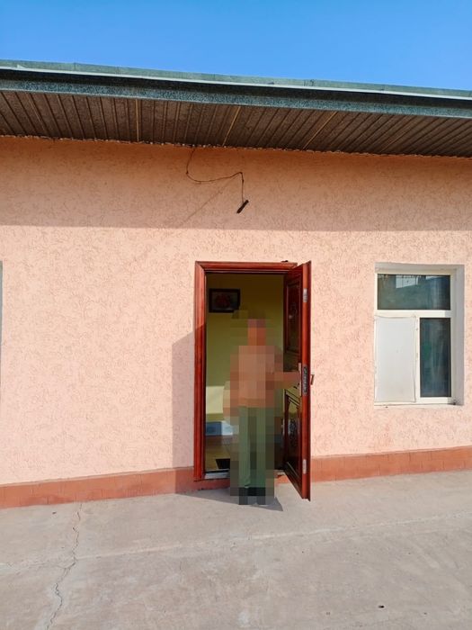 Дом продаётся 12 соттык ЖД Вокзалда