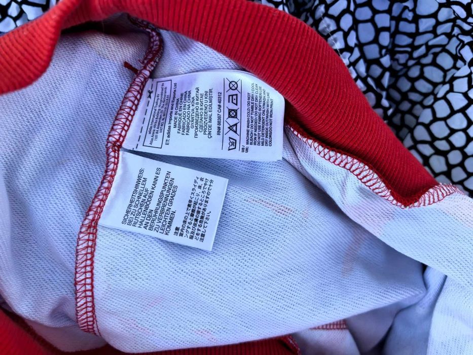 Adidas ново оригинално дамско hoodie  M/Л размер