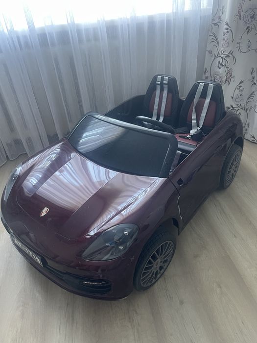 Продам детскую машинку