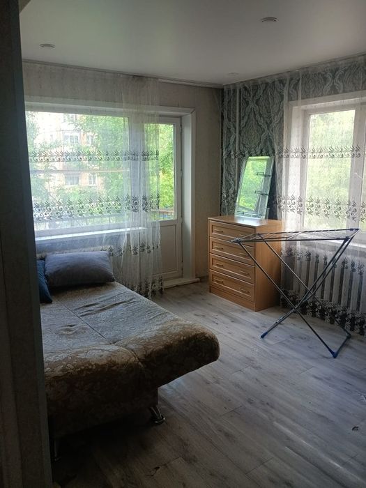 Сдам 1,5 в районе библиотеки Пушкина